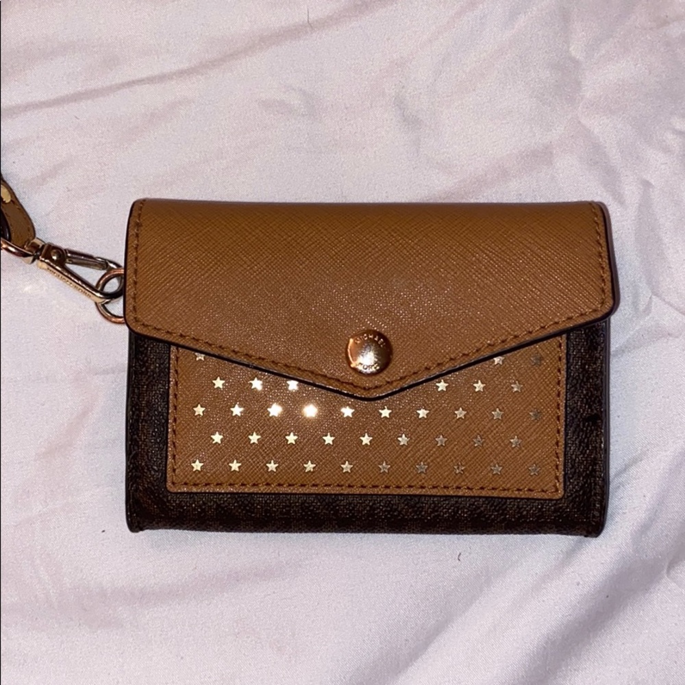 Michael Kors Wallet w/strap